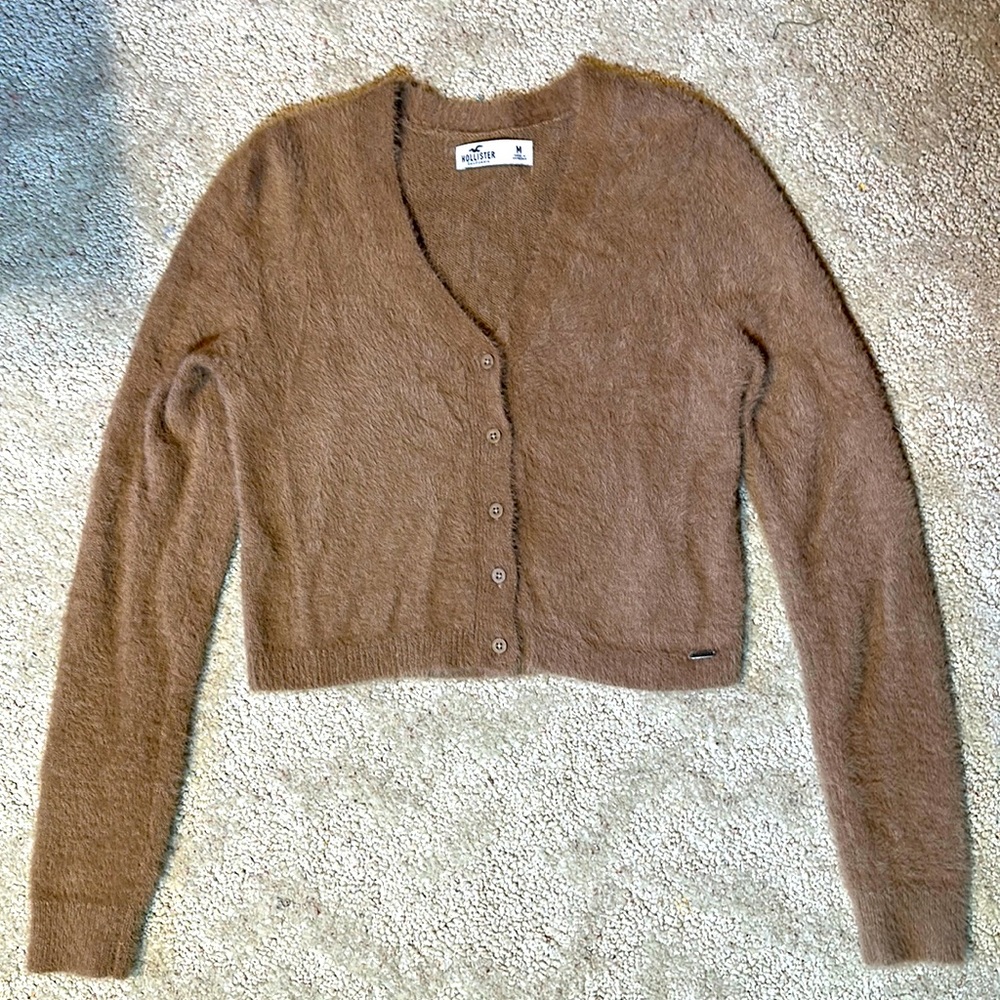 Hollister cropped sweater M